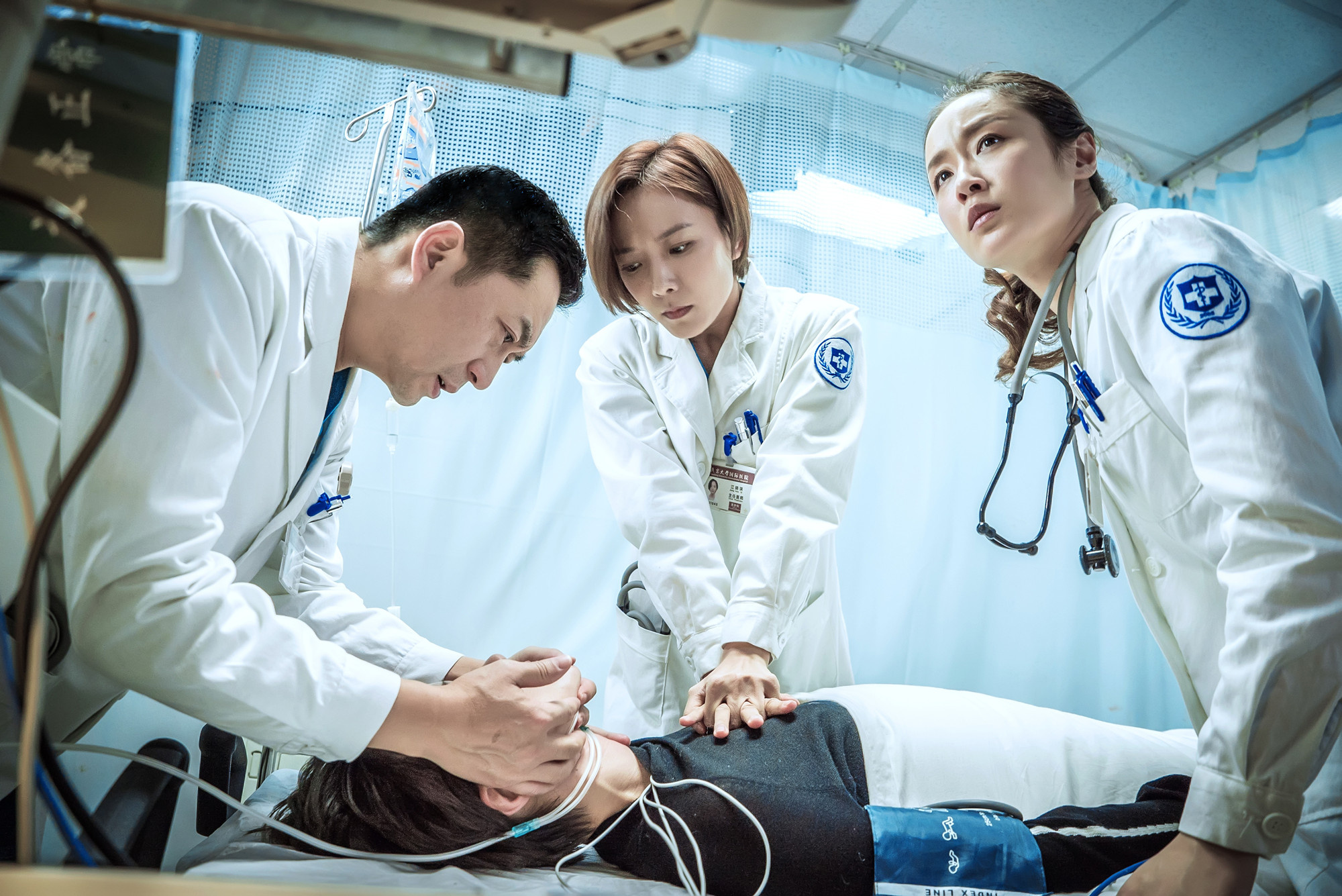 抗疫剧《在一起》演员全素颜上阵杨洋演医生提前去真实医院学习 - 哔哩哔哩