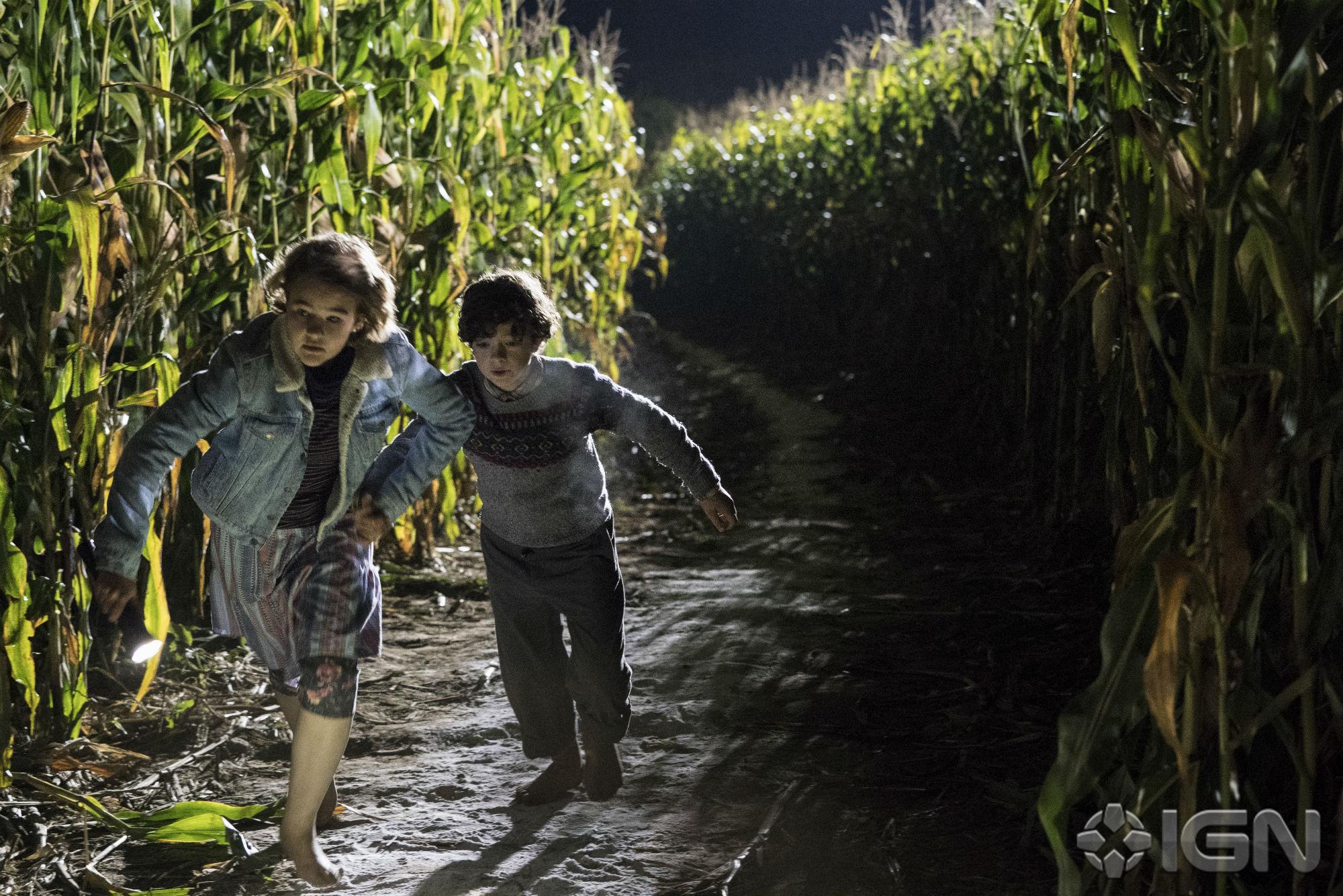 Millicent Simmonds and Noah Jupe in A Quiet Place.