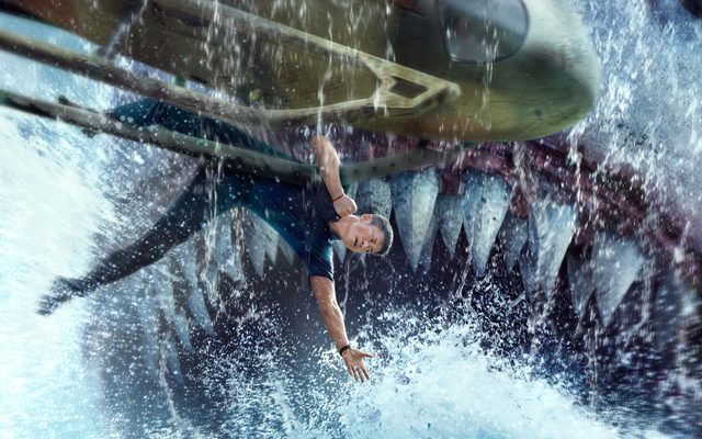 电影《巨齿鲨2：深渊》定档预告