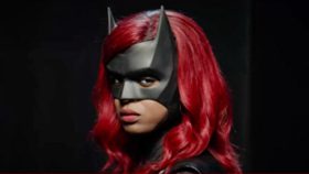 《蝙蝠女侠》公布第二季新主演定妆照 (新闻 蝙蝠女侠)